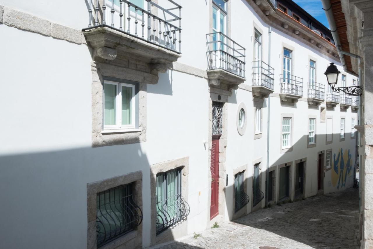 Boutique Rentals-Flores Chic In Historical Center Порто Екстериор снимка