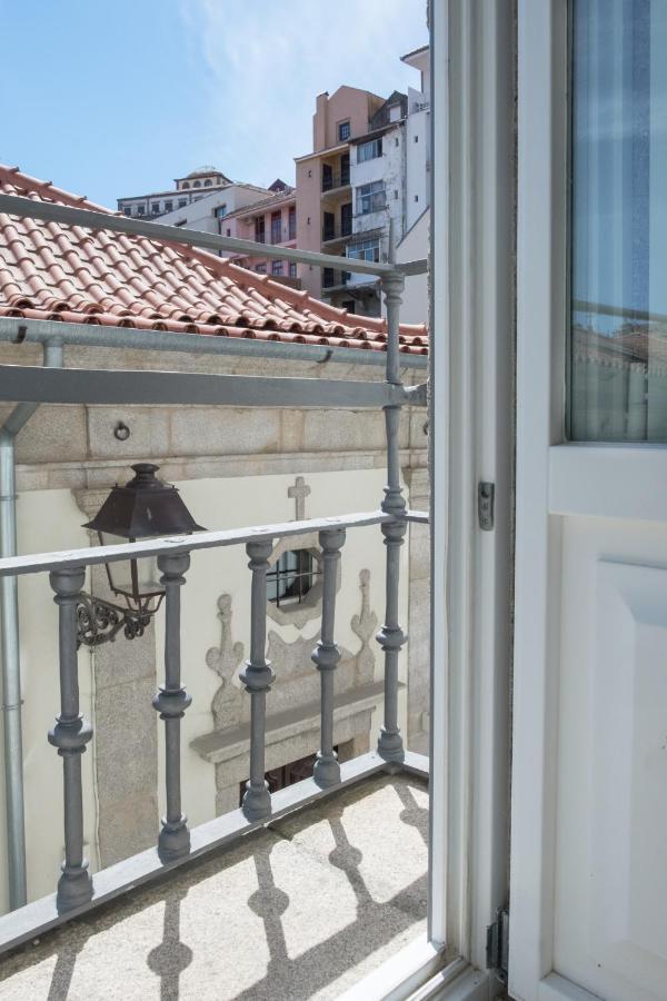Boutique Rentals-Flores Chic In Historical Center Порто Екстериор снимка