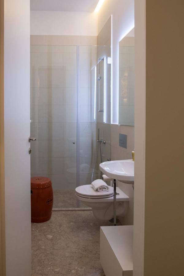 Boutique Rentals-Flores Chic In Historical Center Порто Екстериор снимка