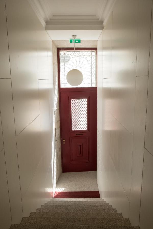 Boutique Rentals-Flores Chic In Historical Center Порто Екстериор снимка